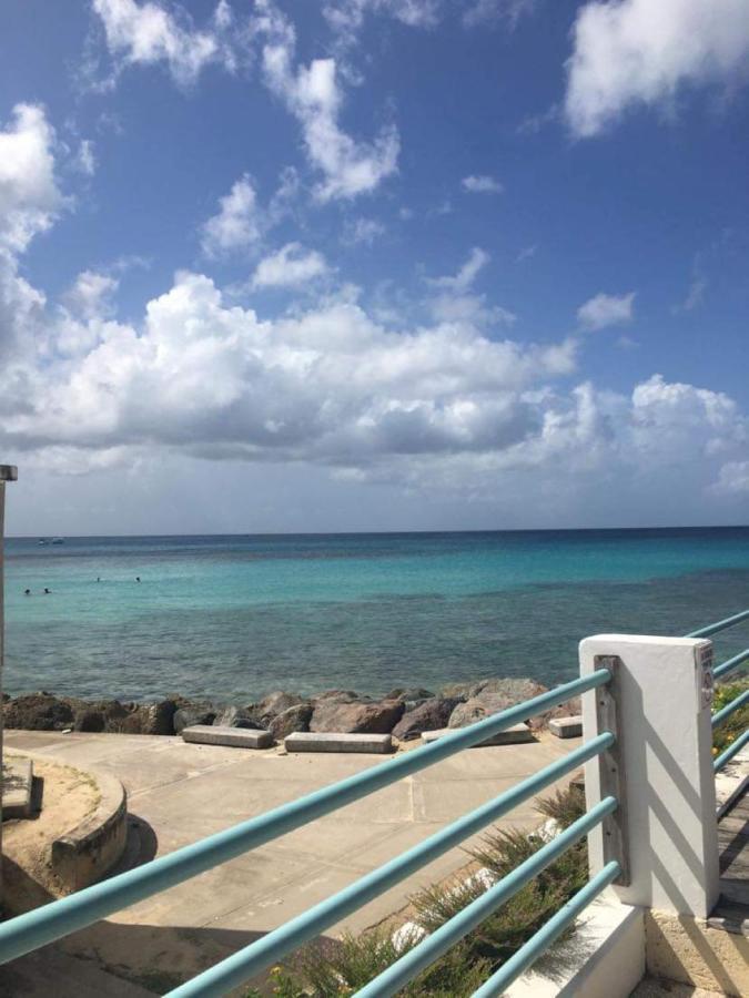 West Coast 1 Bedroom Apartment 66 - Close To Beach Saint James Extérieur photo