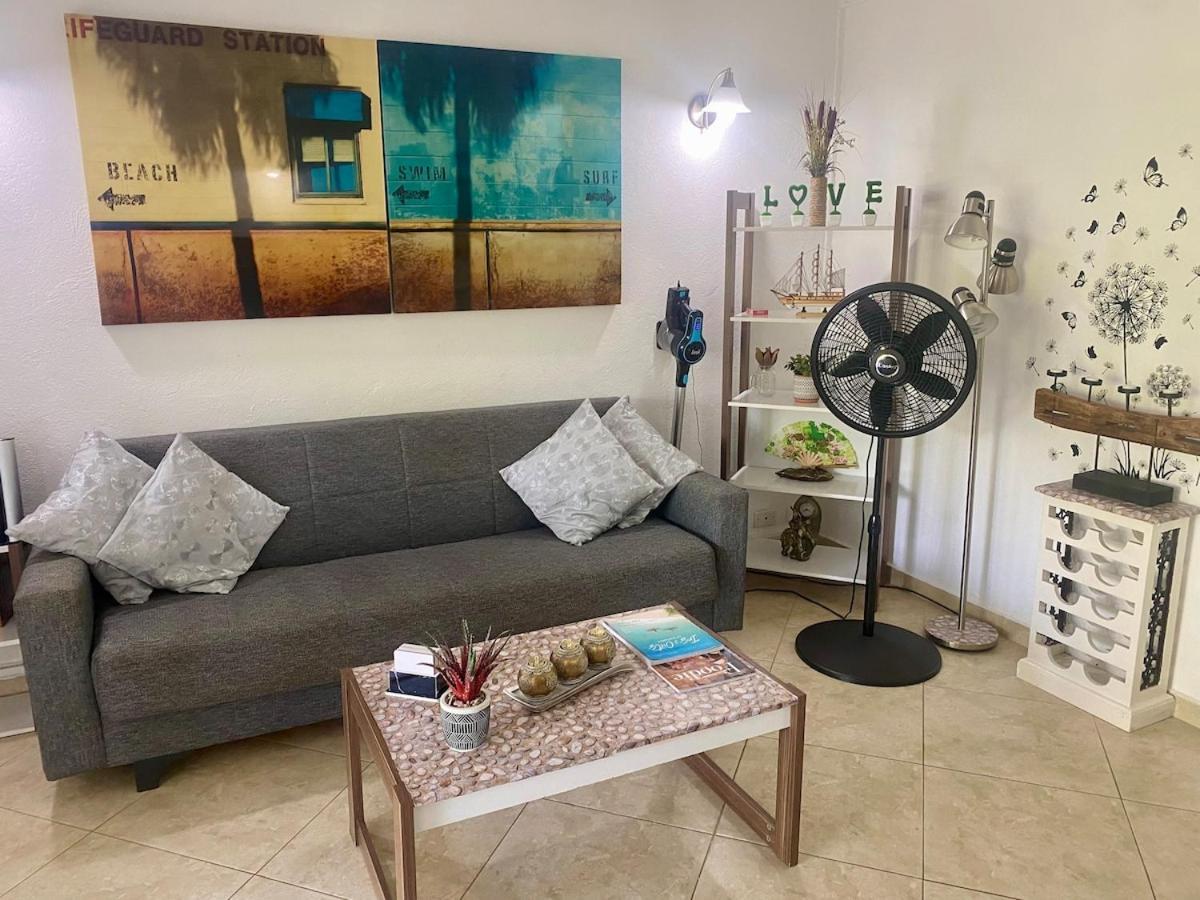 West Coast 1 Bedroom Apartment 66 - Close To Beach Saint James Extérieur photo